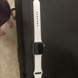 Apple iwatch series 4